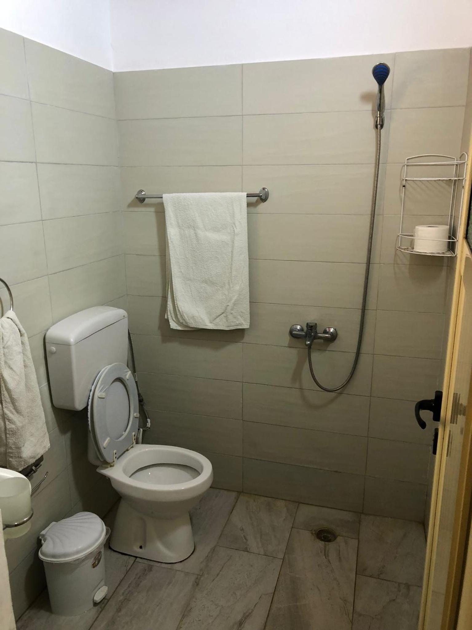 Portokallja Guest House Radhime