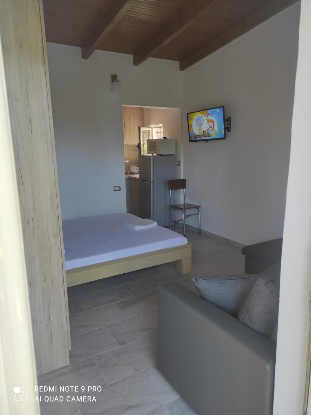 Portokallja Guest House Radhime