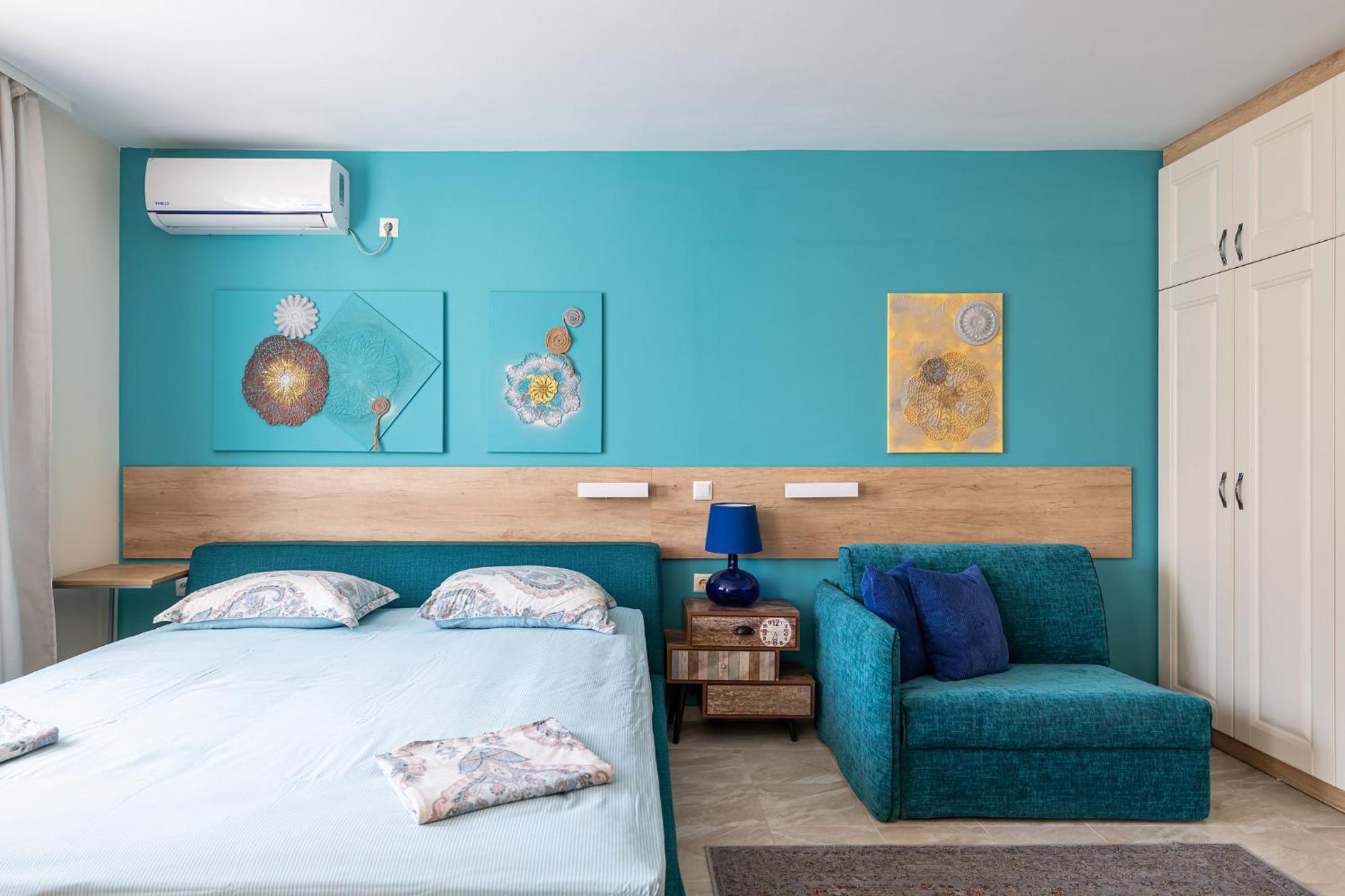 Turquoise view 4