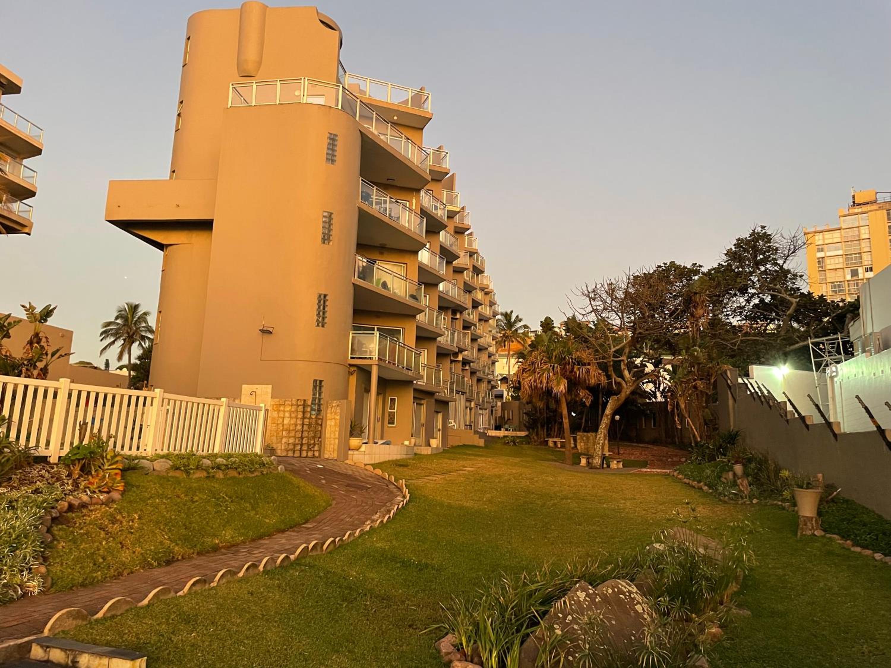 Beachfront apartment in Ballito! Casablanca view 2