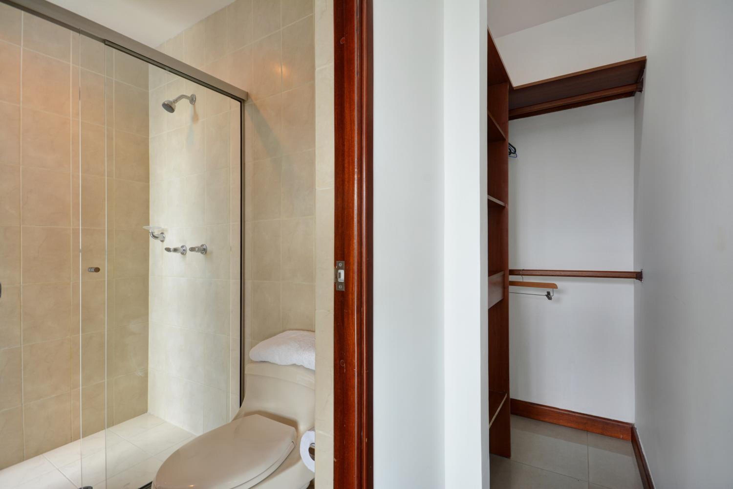 Blux Apartments Medellin
