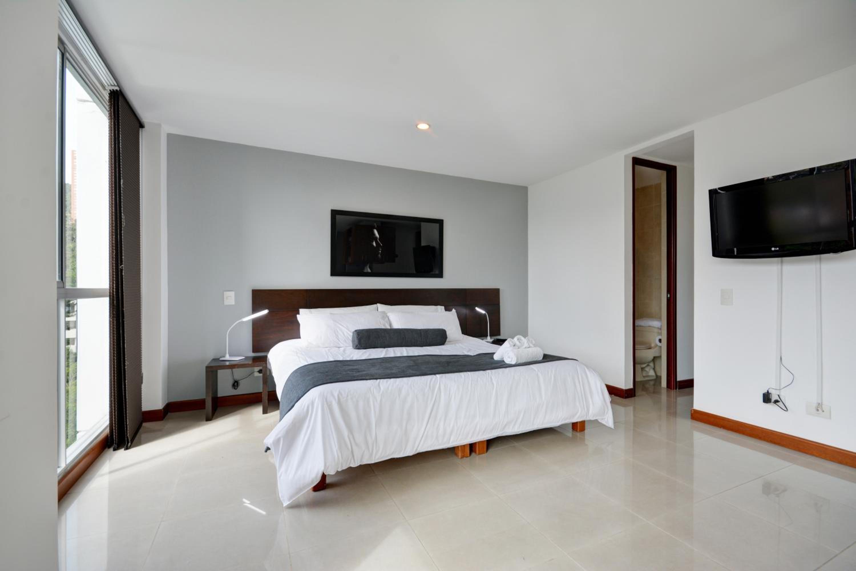 Blux Apartments Medellin