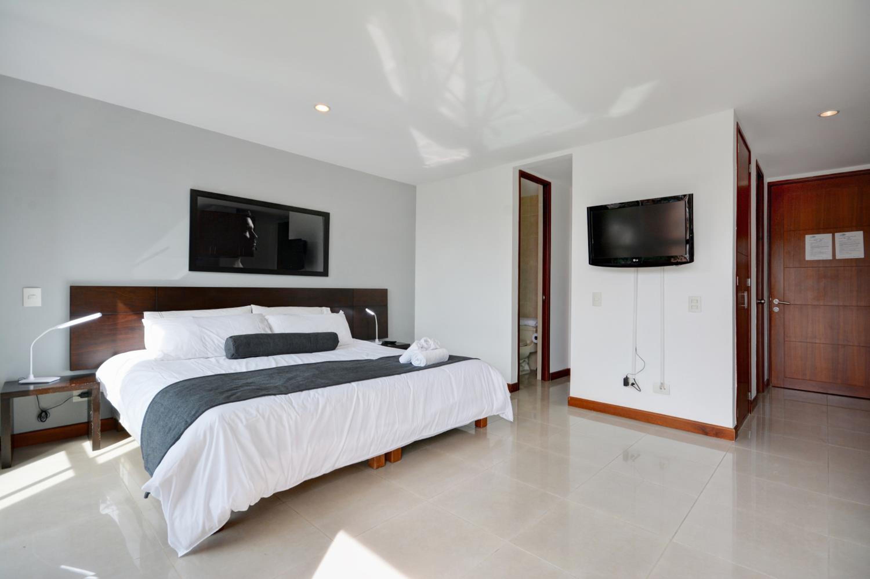 Blux Apartments Medellin