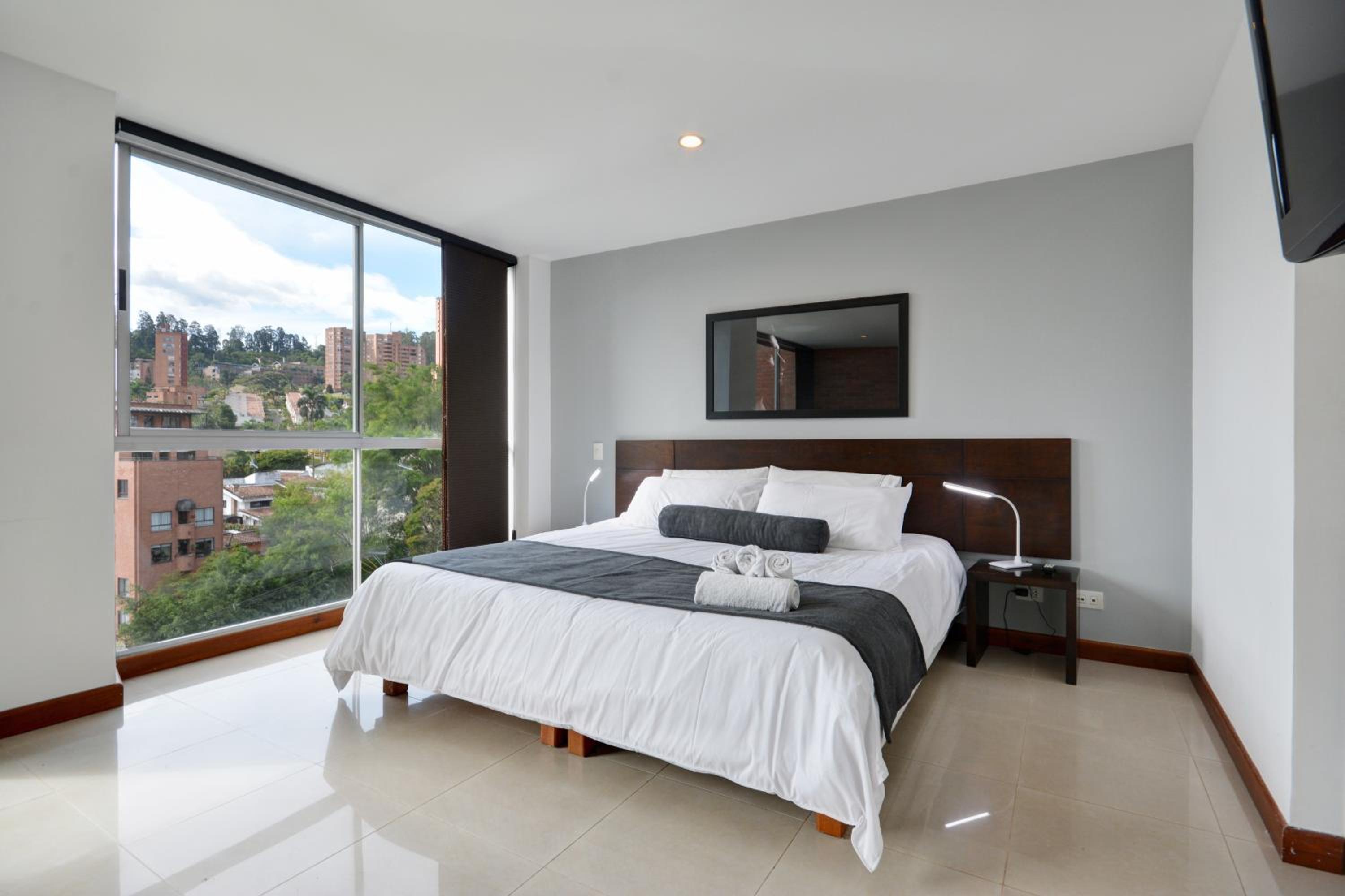 Blux Apartments Medellin