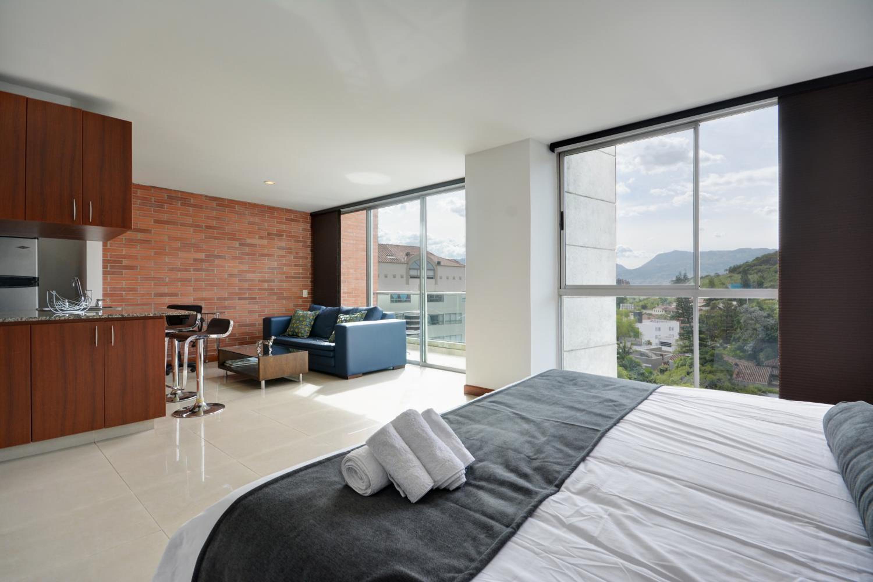 Blux Apartments Medellin
