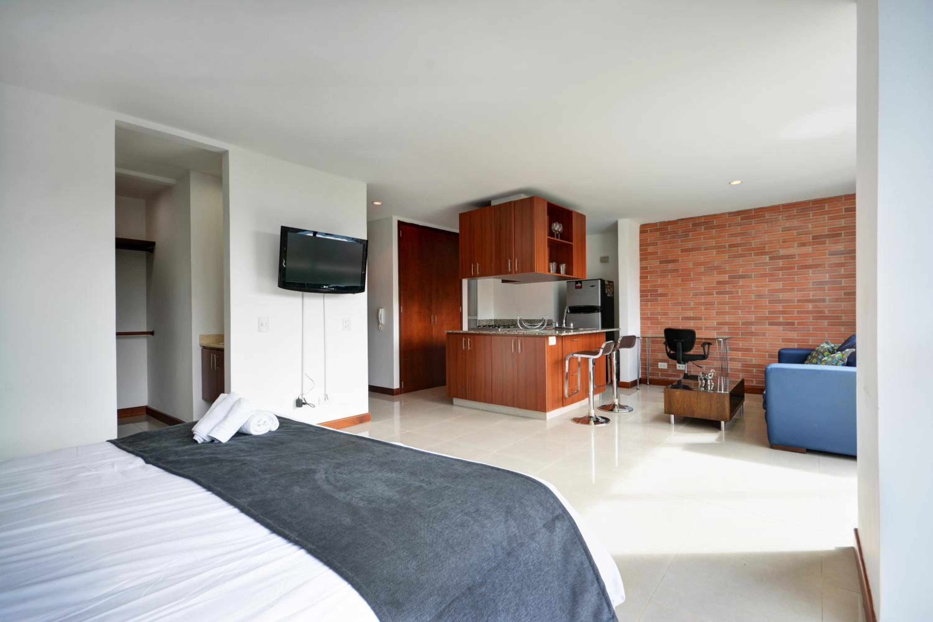 Blux Apartments Medellin