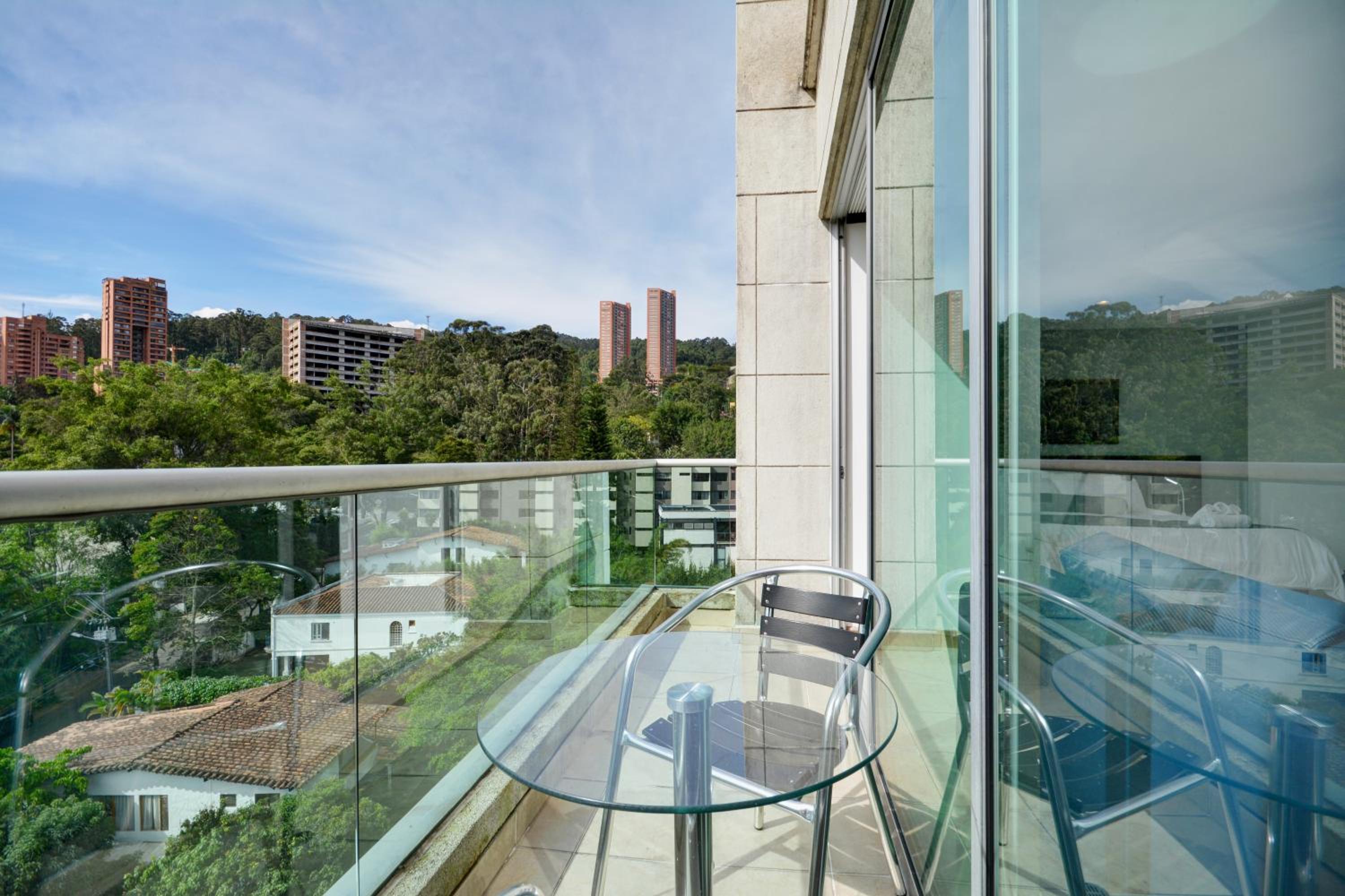 Blux Apartments Medellin