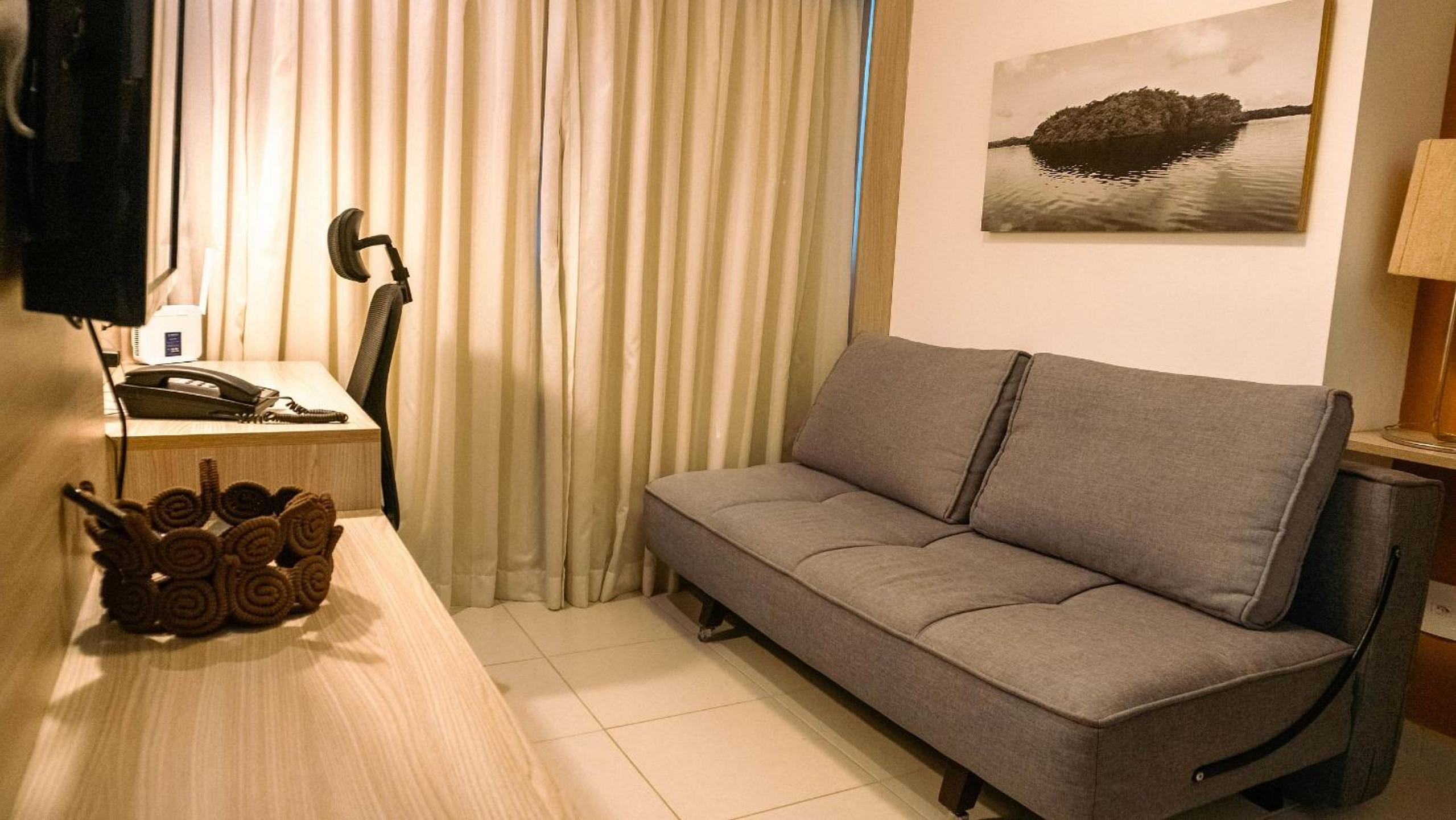 Beach Class Convention - Flats em Boa Viagem por Yolo