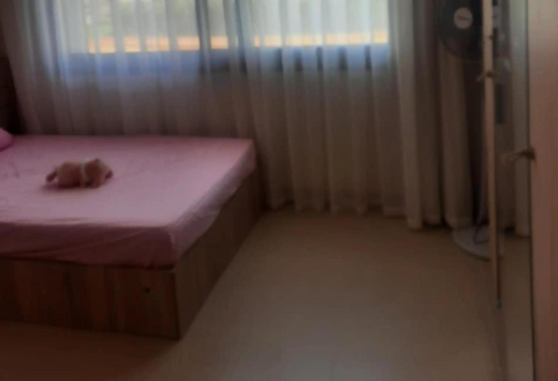 Whispering Waters Two Bedroom with a Garden Azha