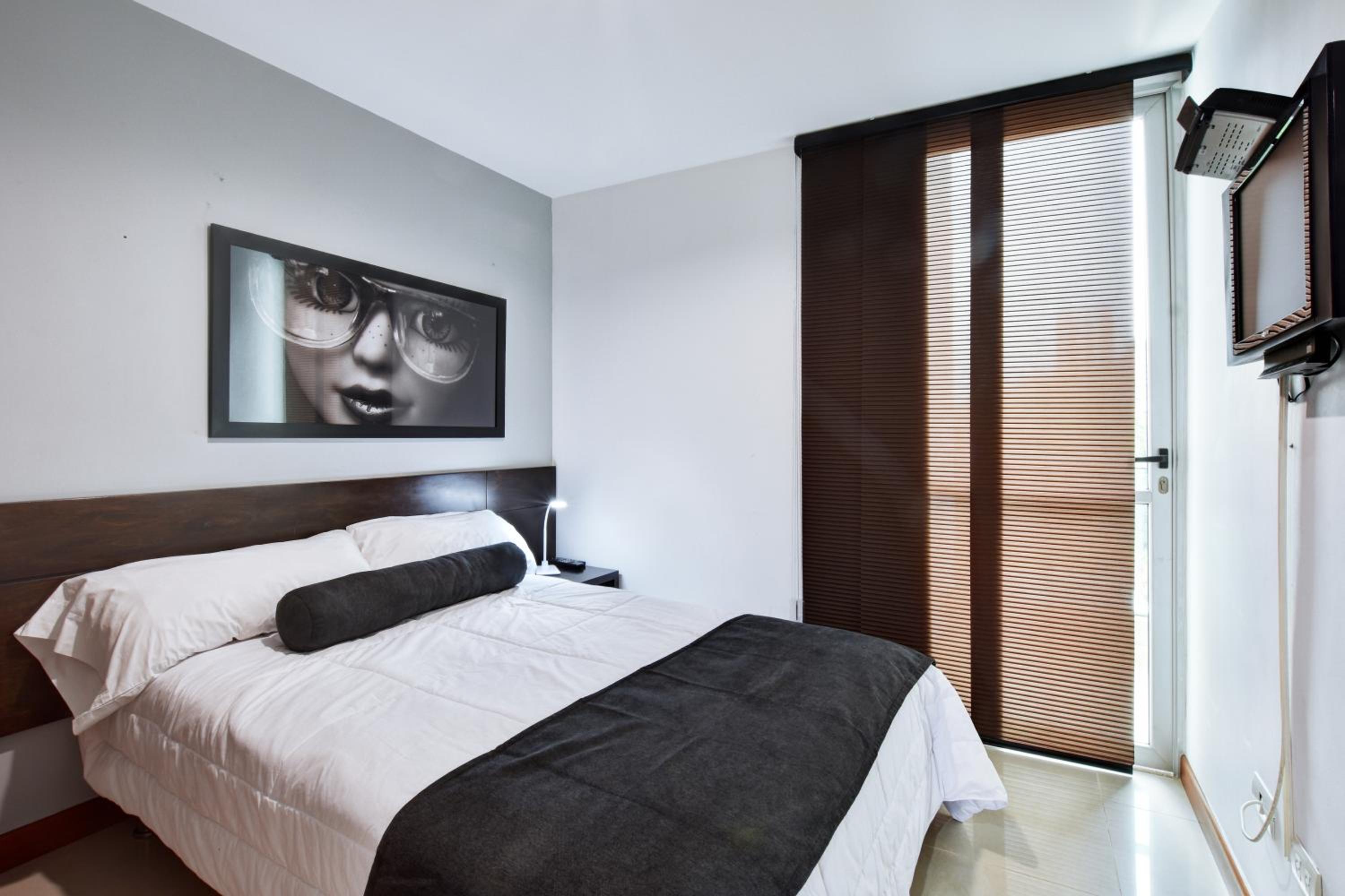 Blux Apartments Medellin