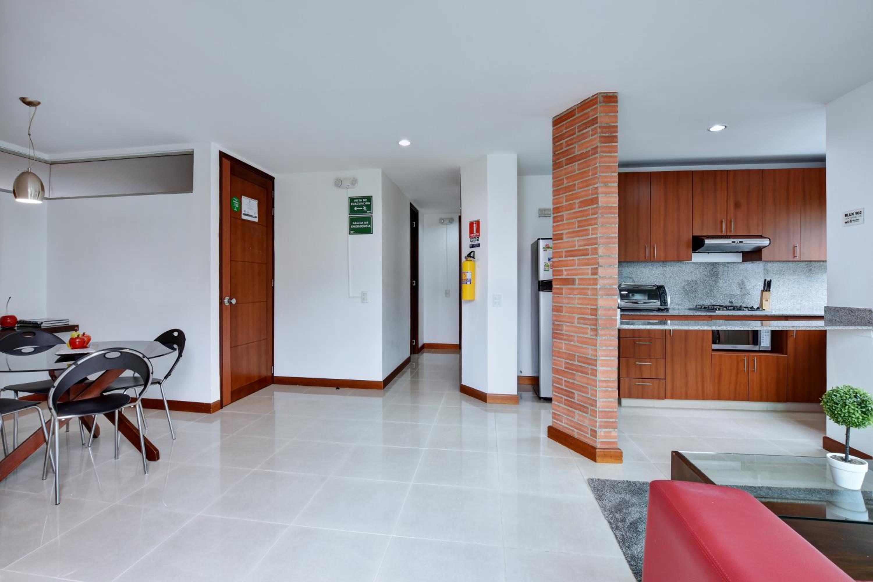 Blux Apartments Medellin