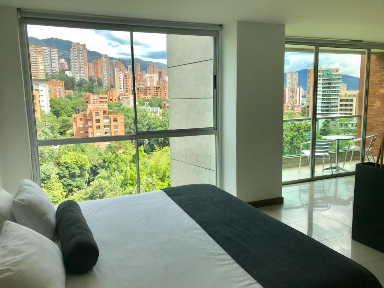 Blux Apartments Medellin