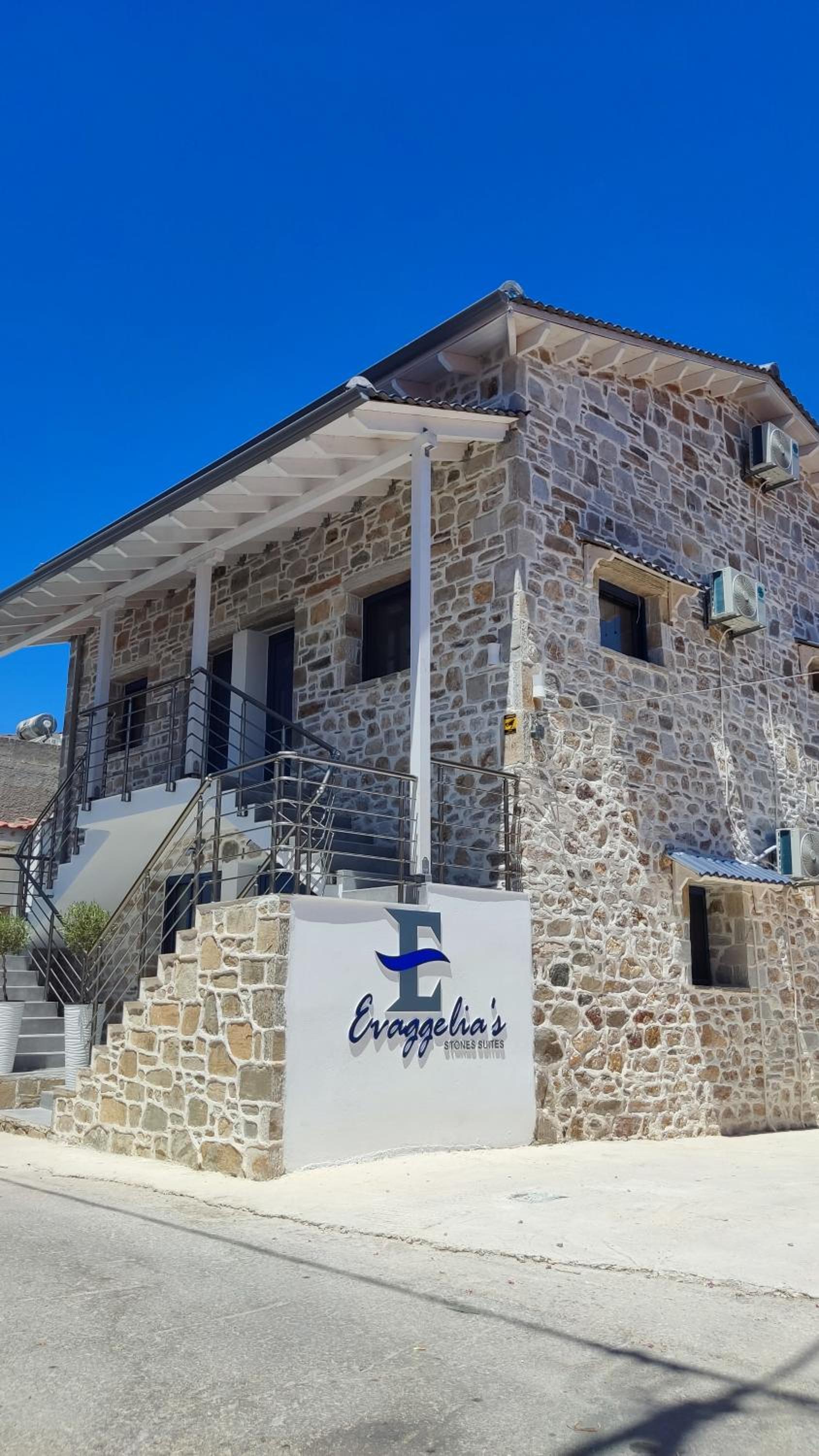 Hotel Evaggelias Stone Suites