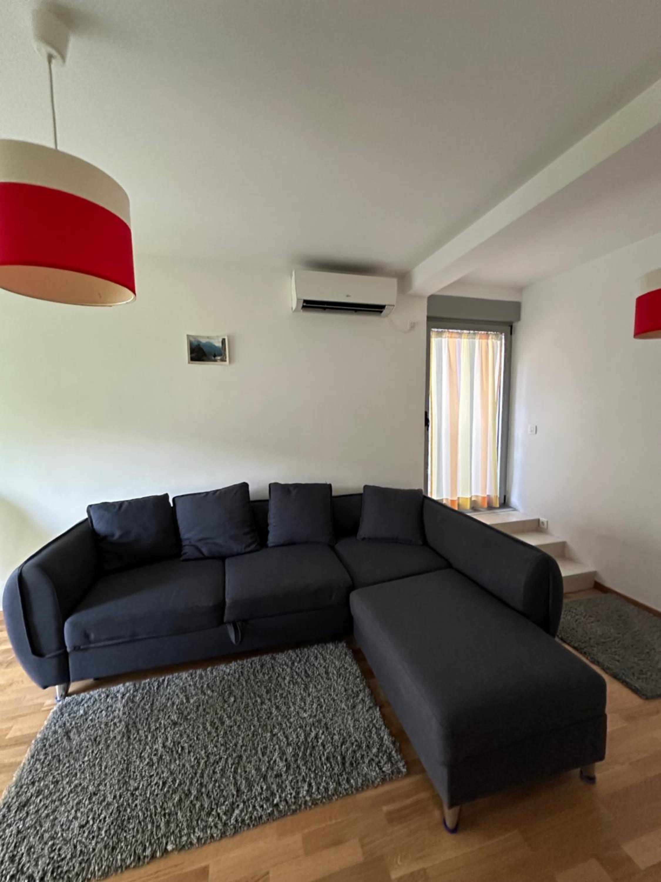 One bedroom apartment with terrace view 5