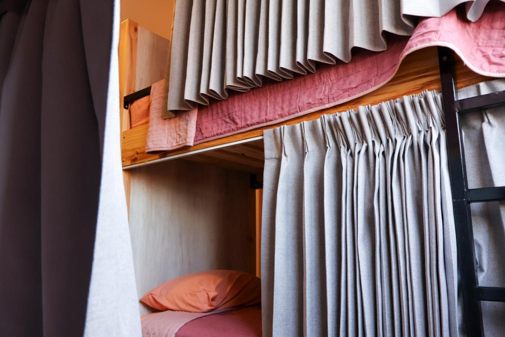Casa Pandora Hostel Women Only