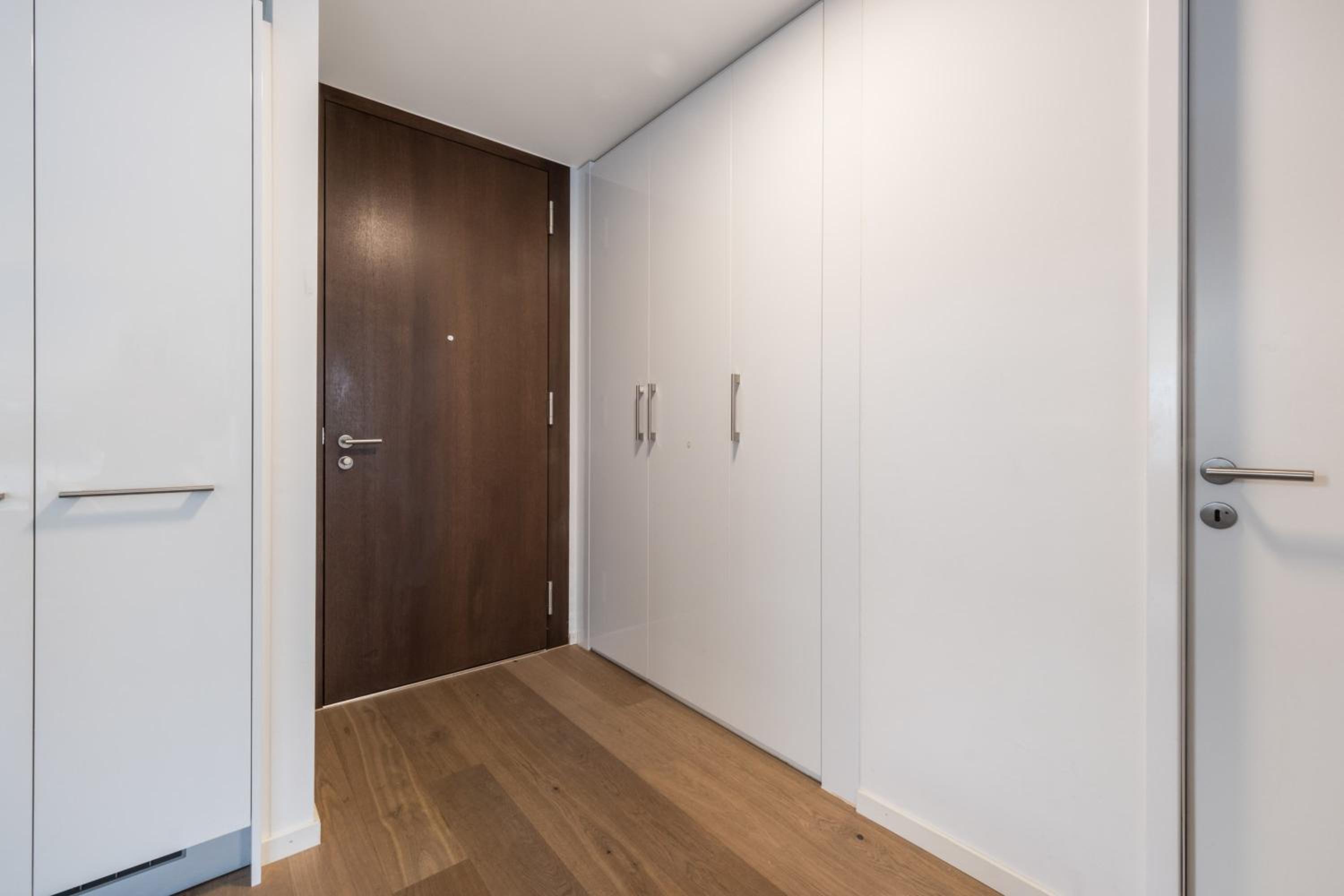 Modern 1 Bedroom in Montreux Center by GuestLee