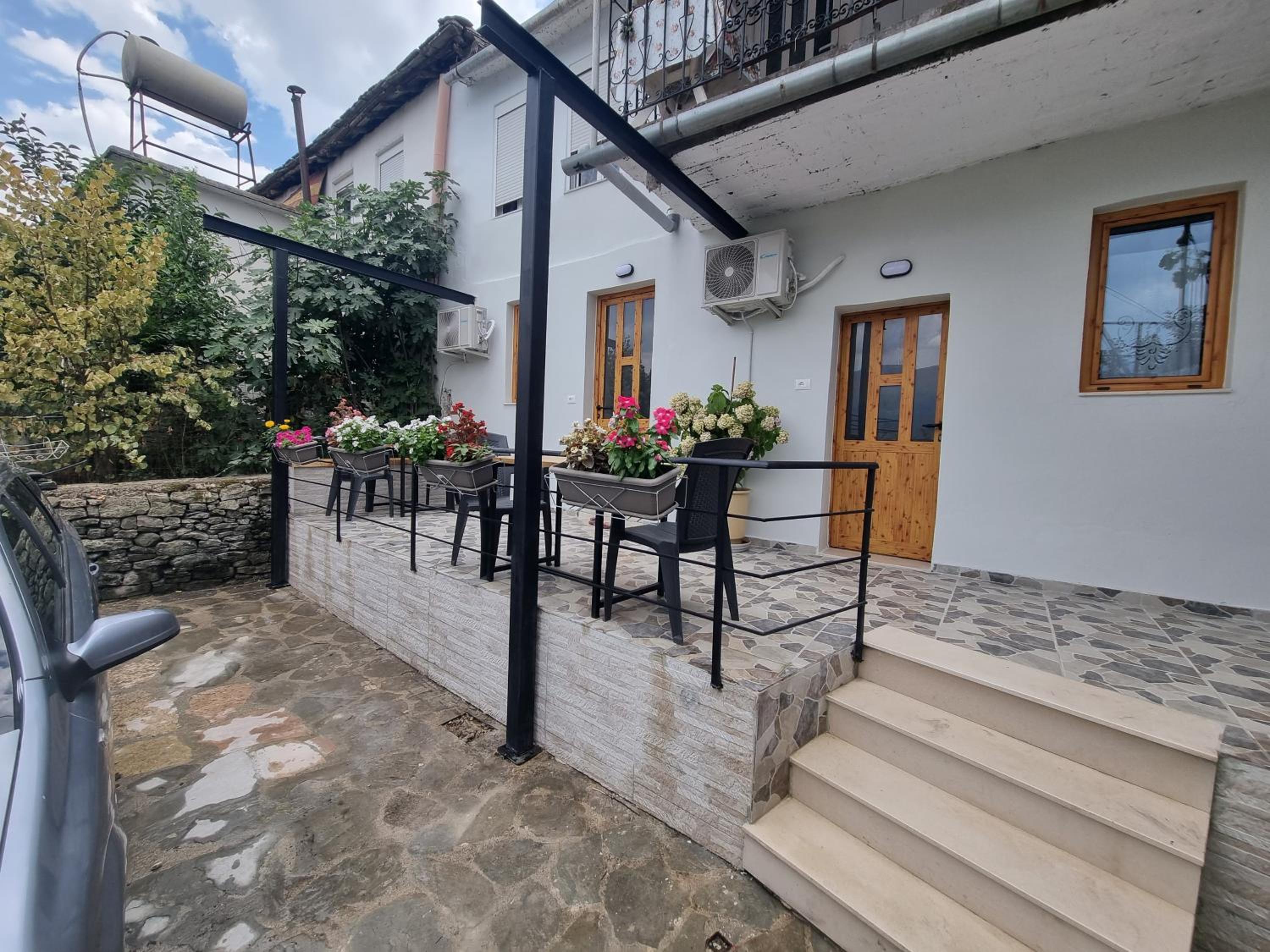 Tony's Terrace