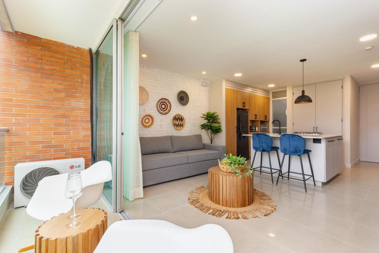 Blux Apartments Medellin