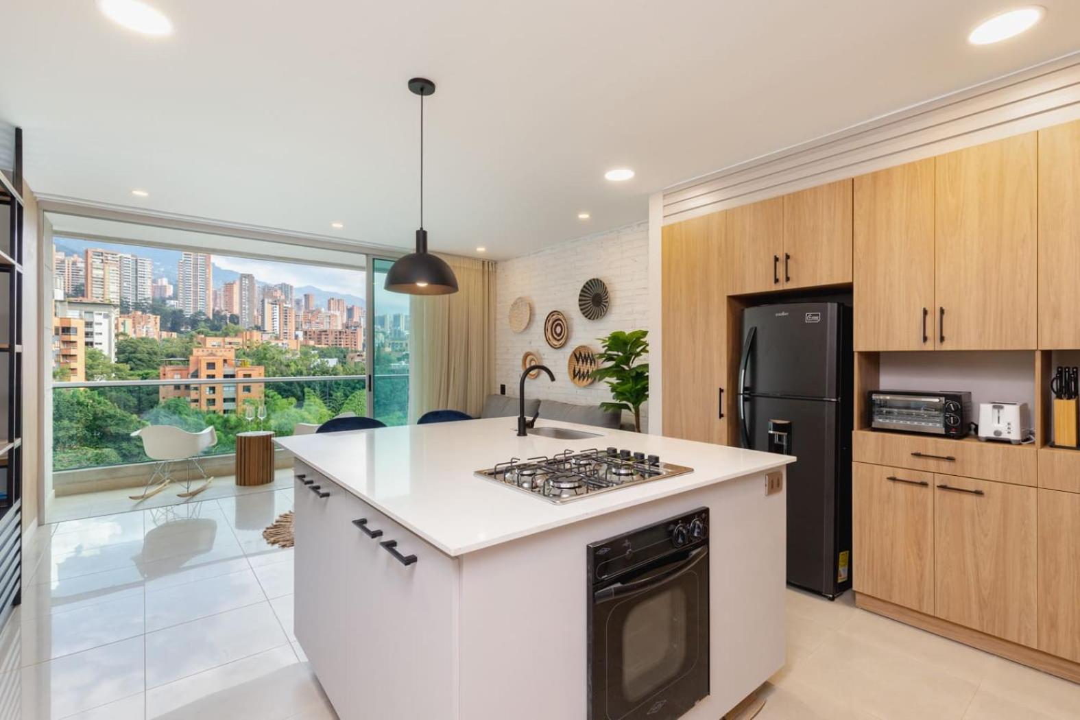 Blux Apartments Medellin