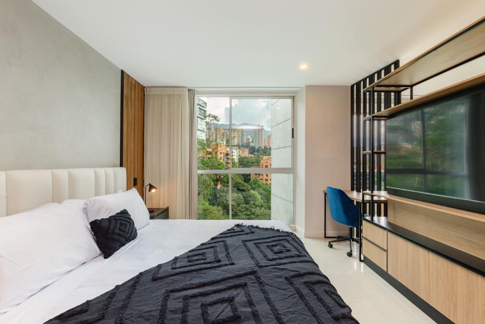 Blux Apartments Medellin