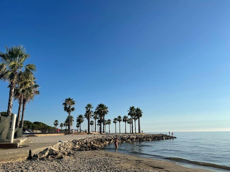 Sunset Apartment, Golem, Albania Seaview