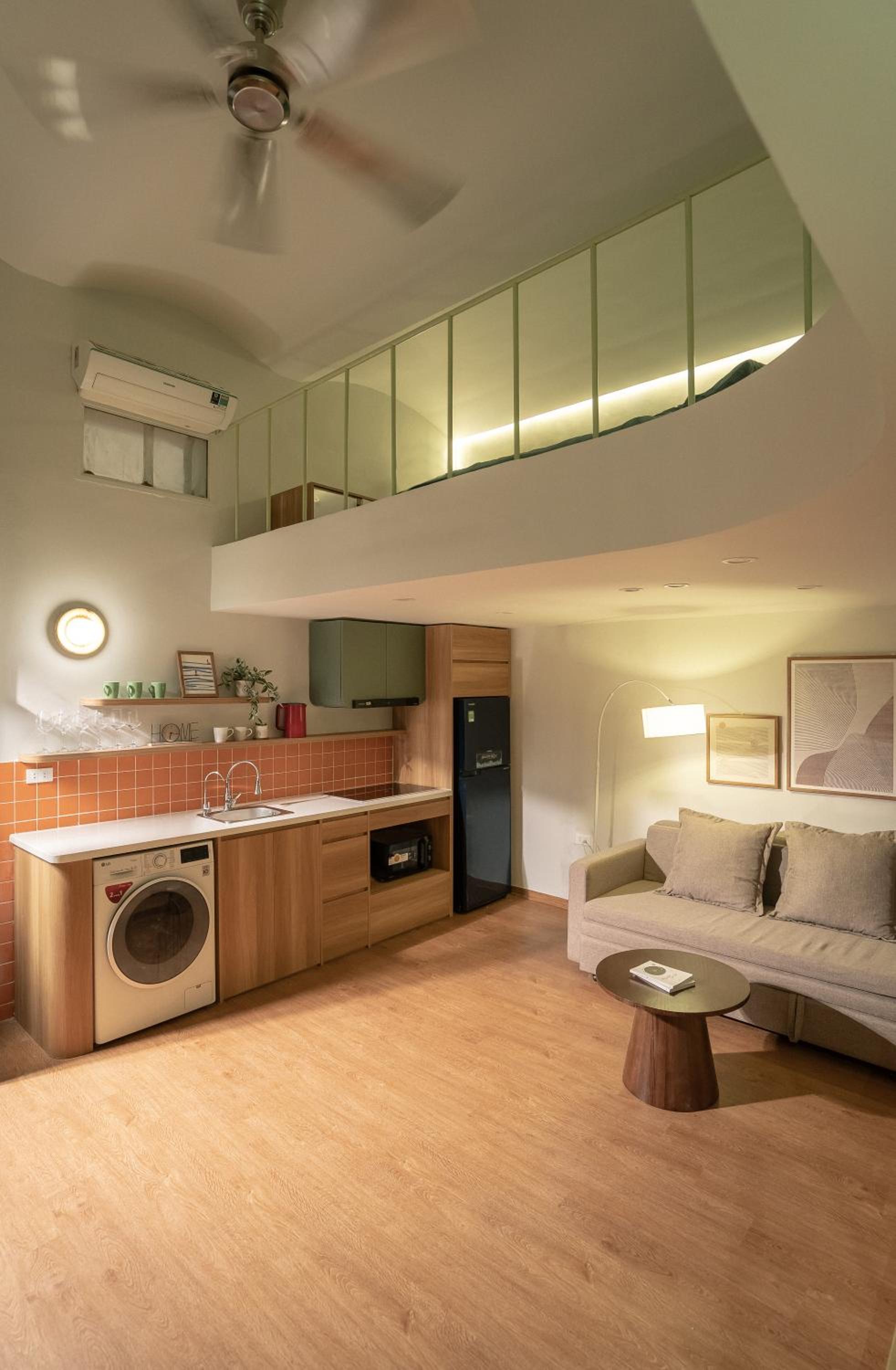 Lucy Homee apartment