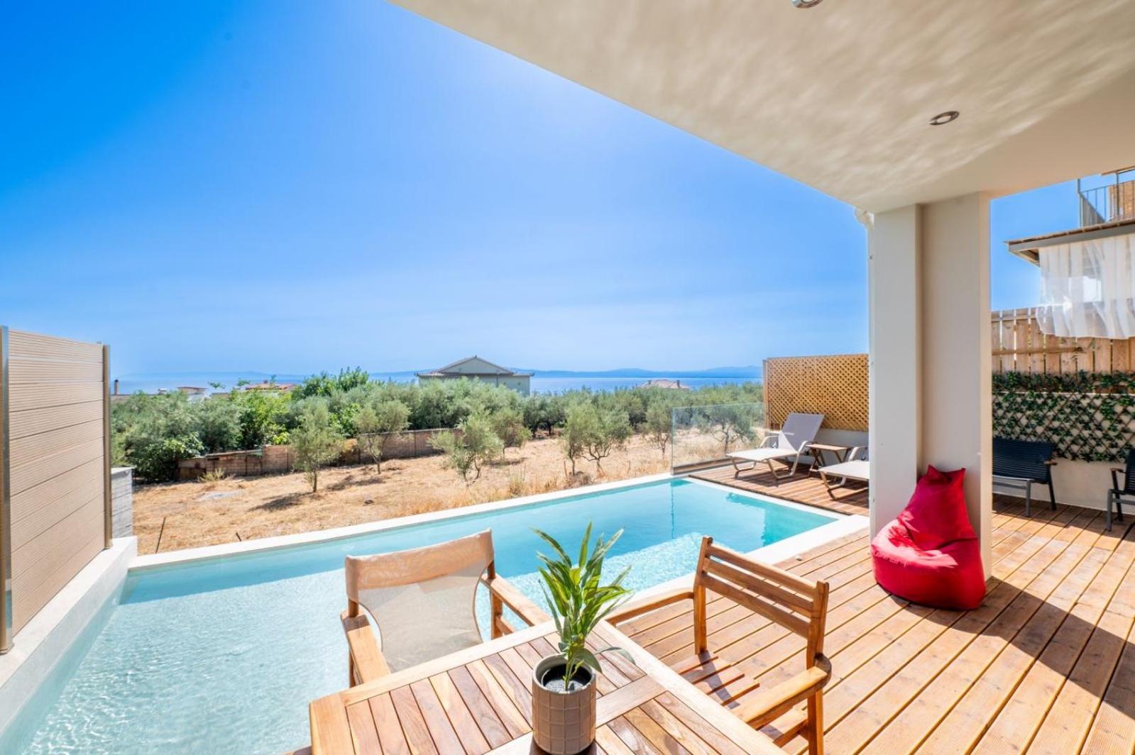 Petradi Suites