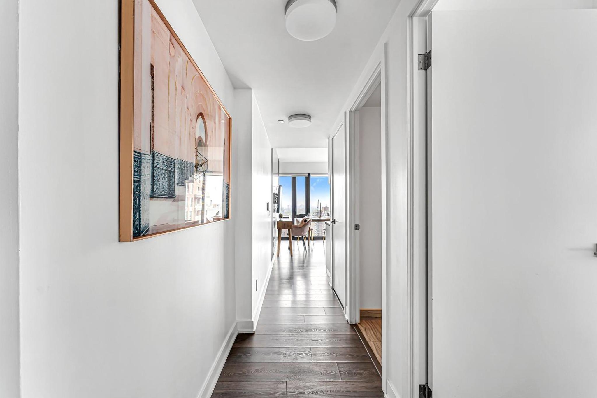Executive 1 Bedroom close to Four Seasons Yorkville!