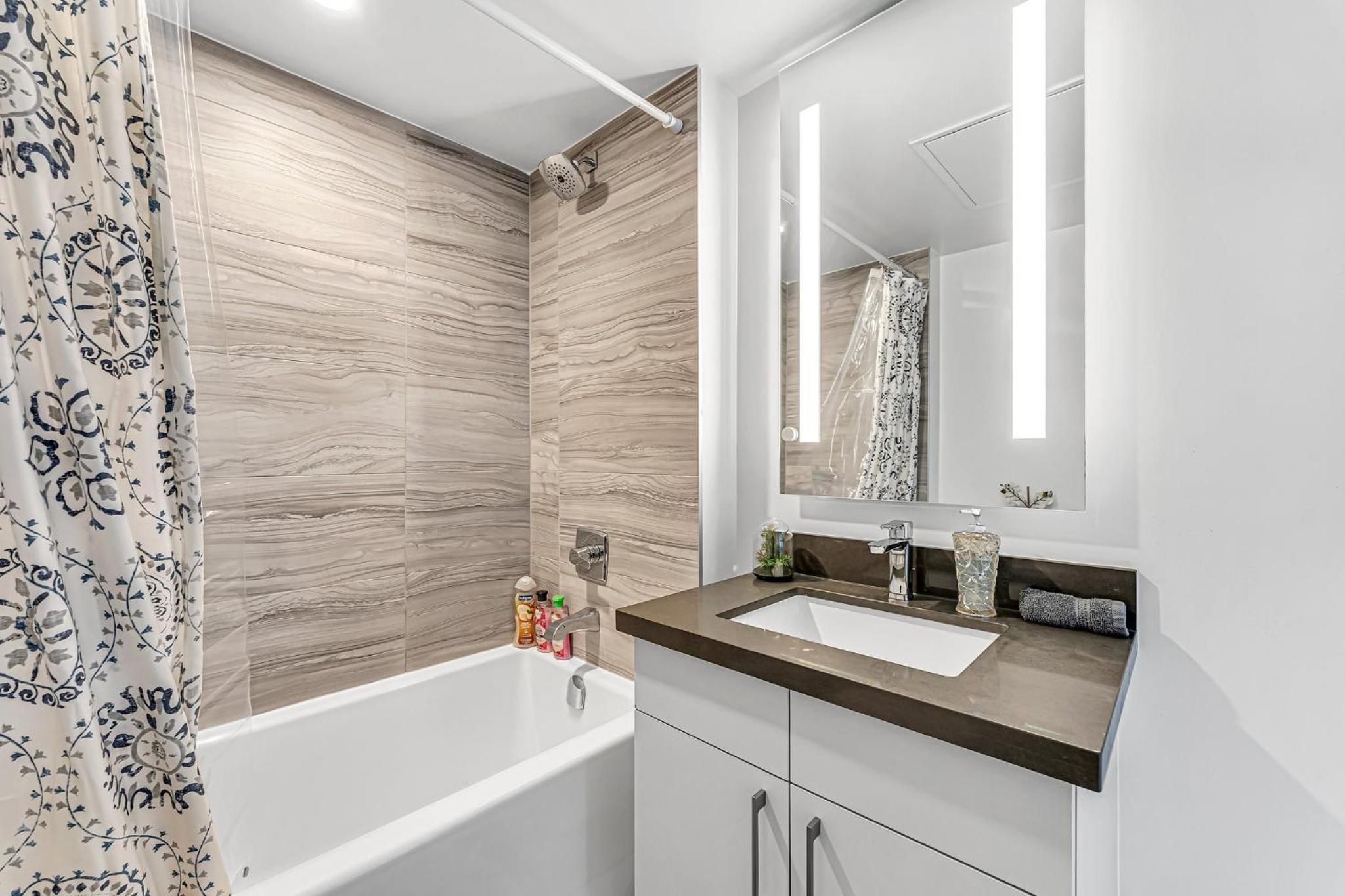 Executive 1 Bedroom close to Four Seasons Yorkville!