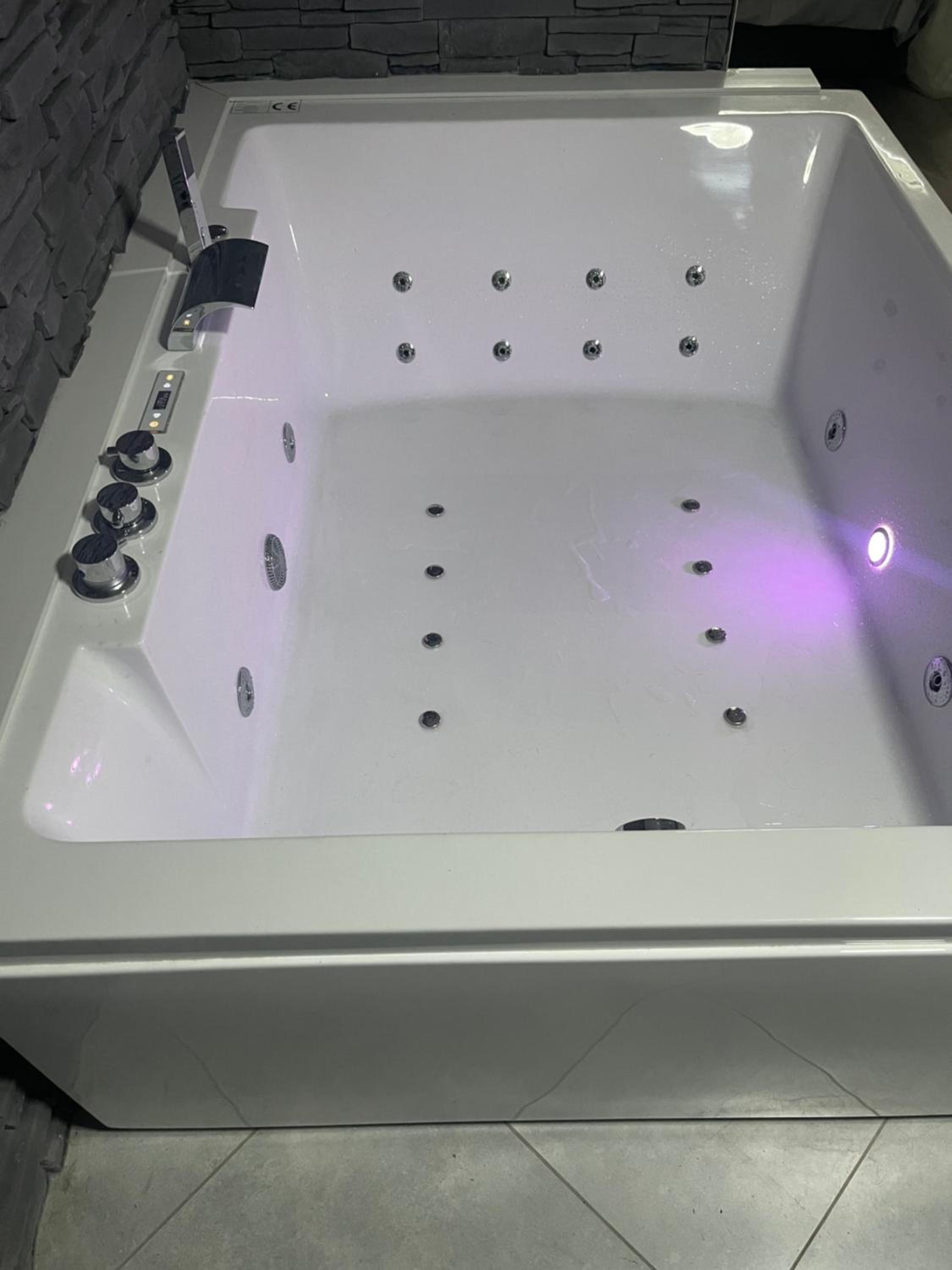 Jungle suite romantic - private Jacuzzi -