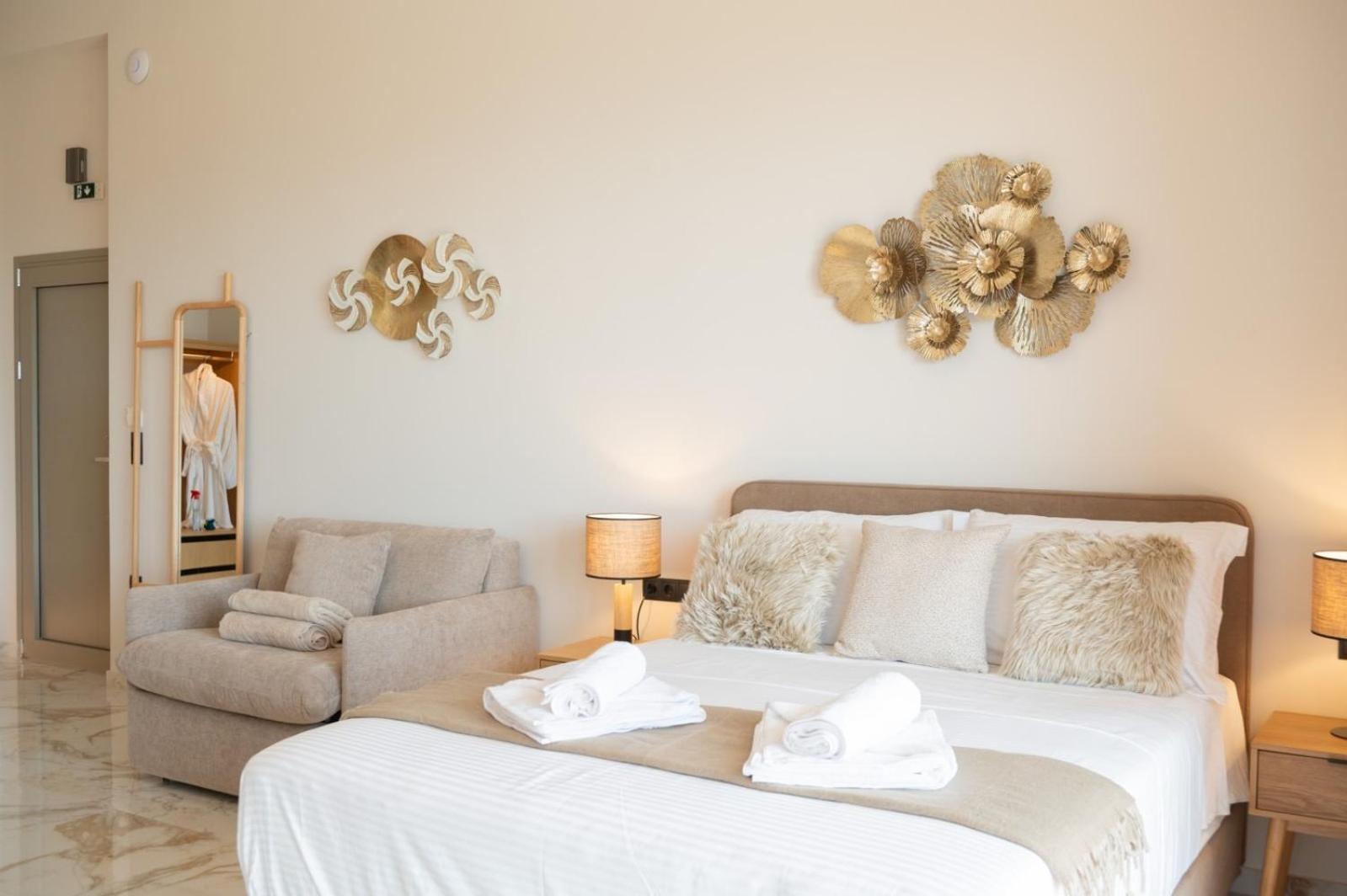 Petradi Suites