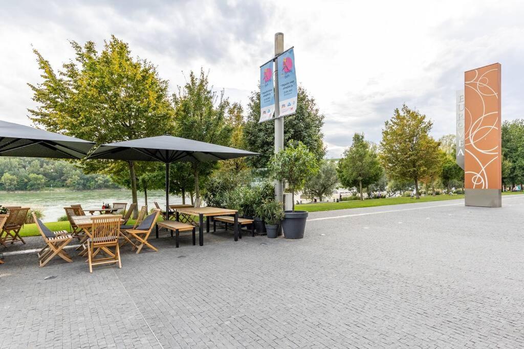 BNB Danube View Oasis view 3
