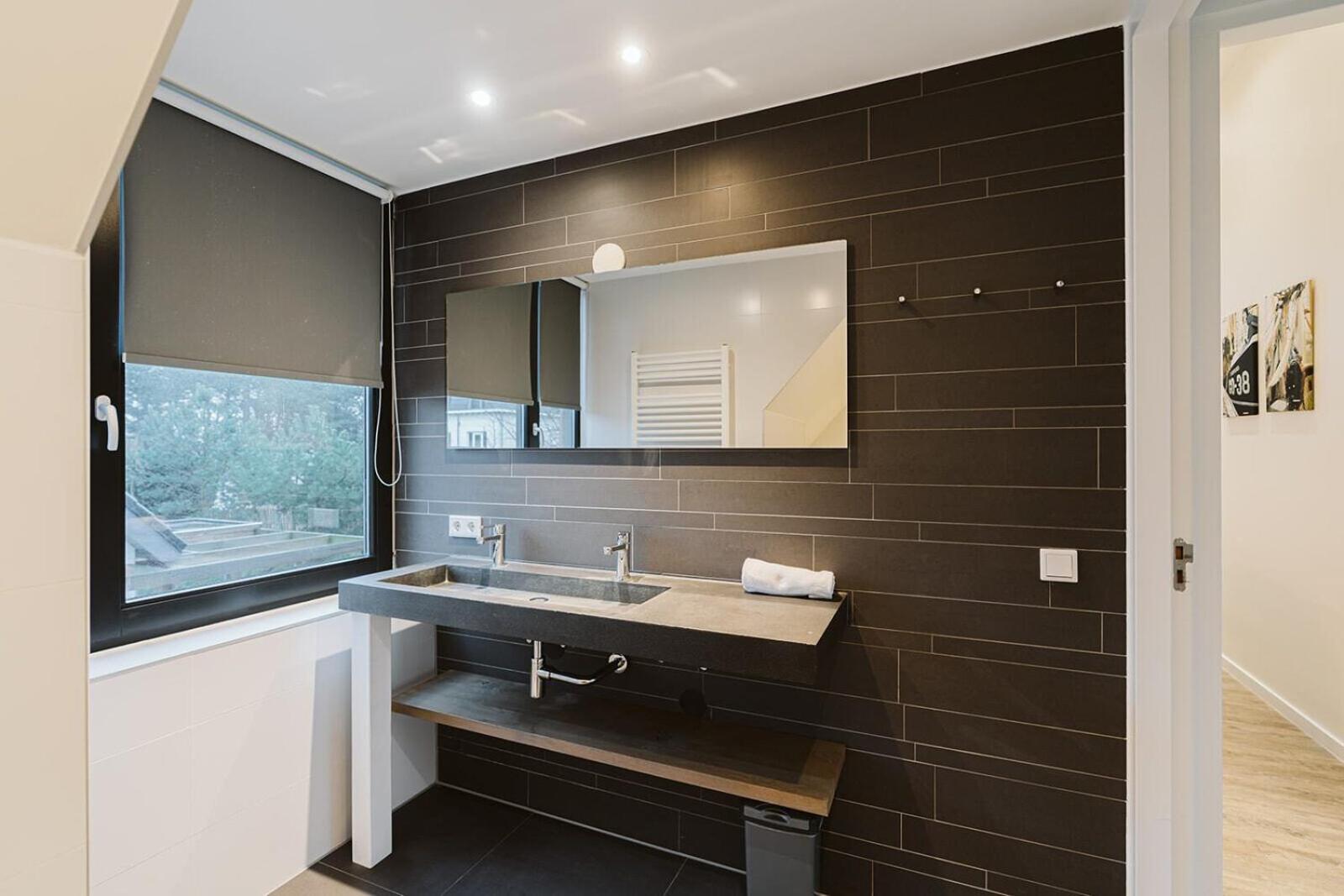Luxury Villa at Villapark Duinzicht (Villa 705) - Ouddorp view 3