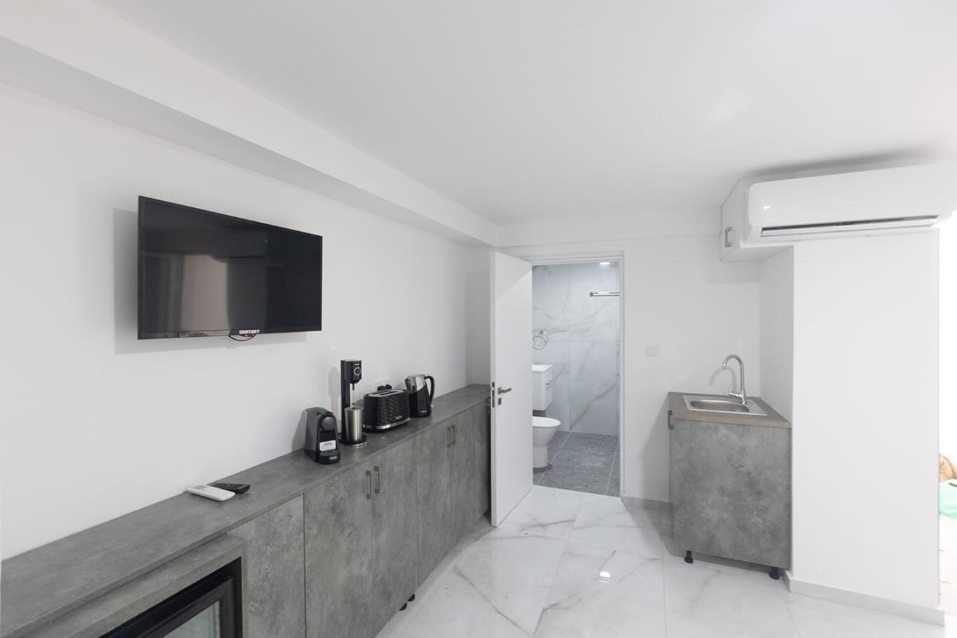 Gold Emerging Villas Ltd Apart 5