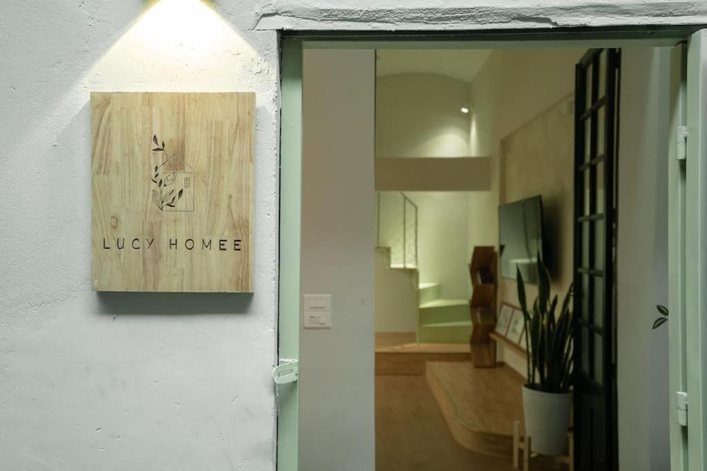 Lucy Homee apartment