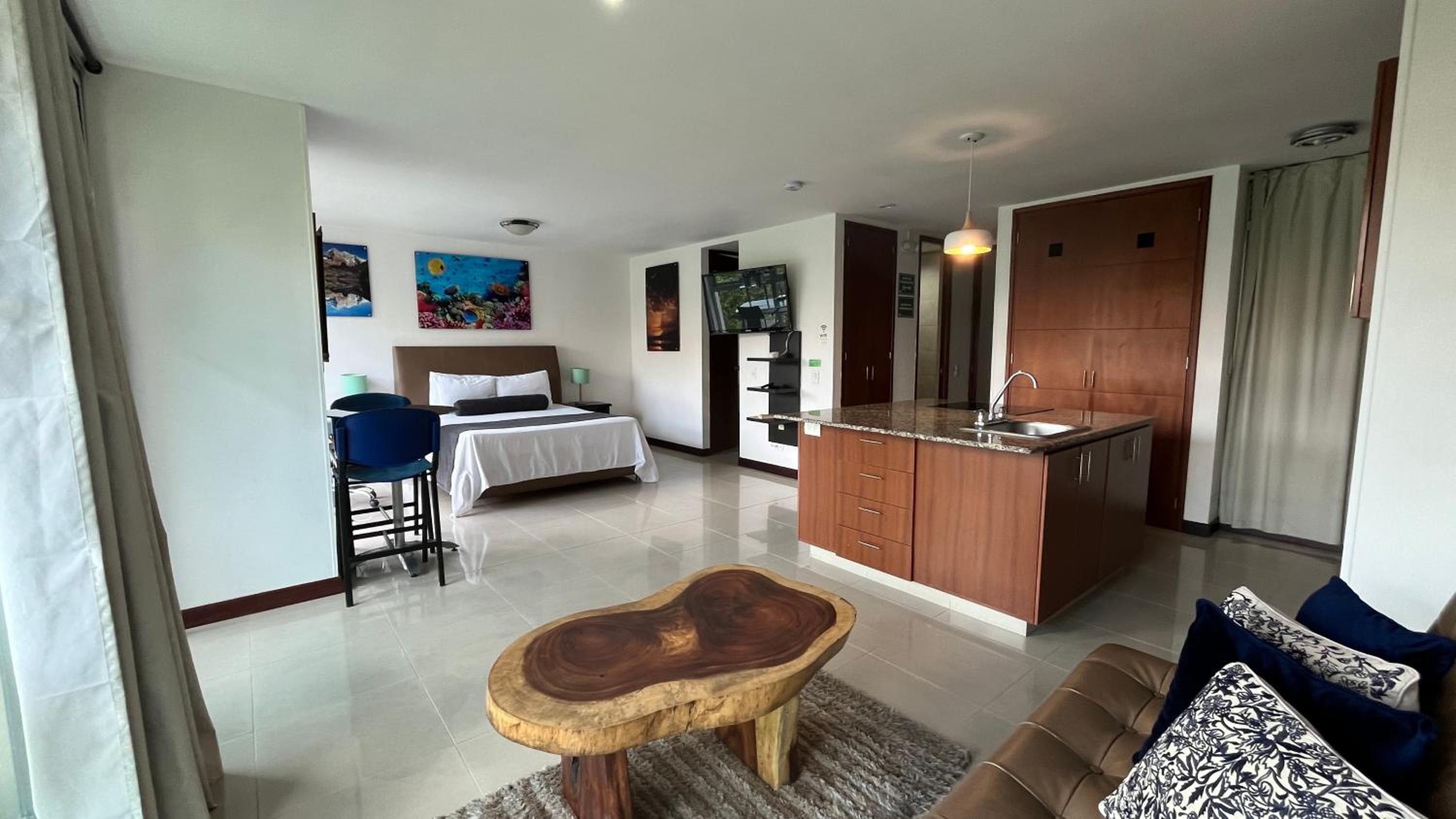Blux Apartments Medellin