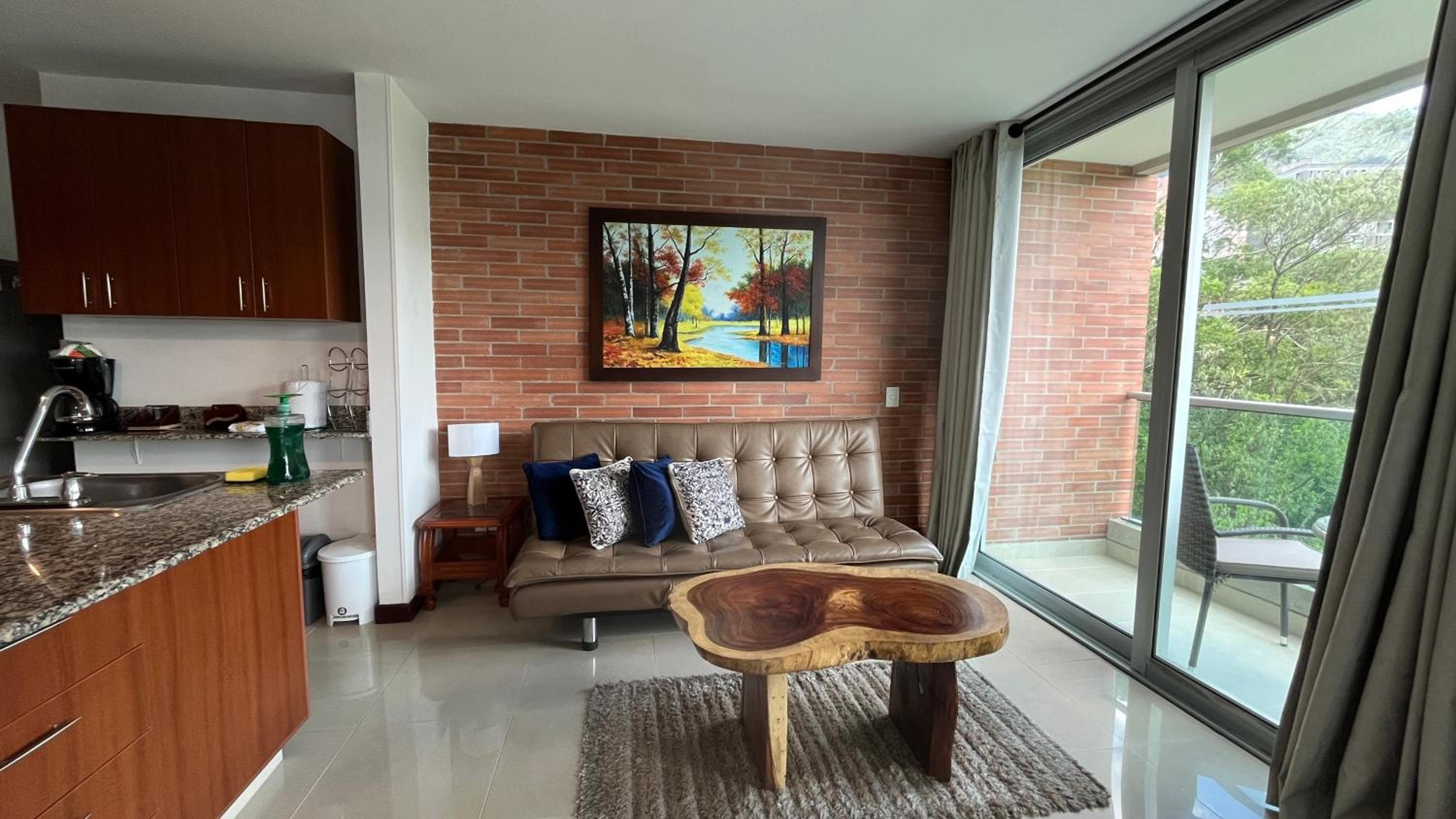 Blux Apartments Medellin