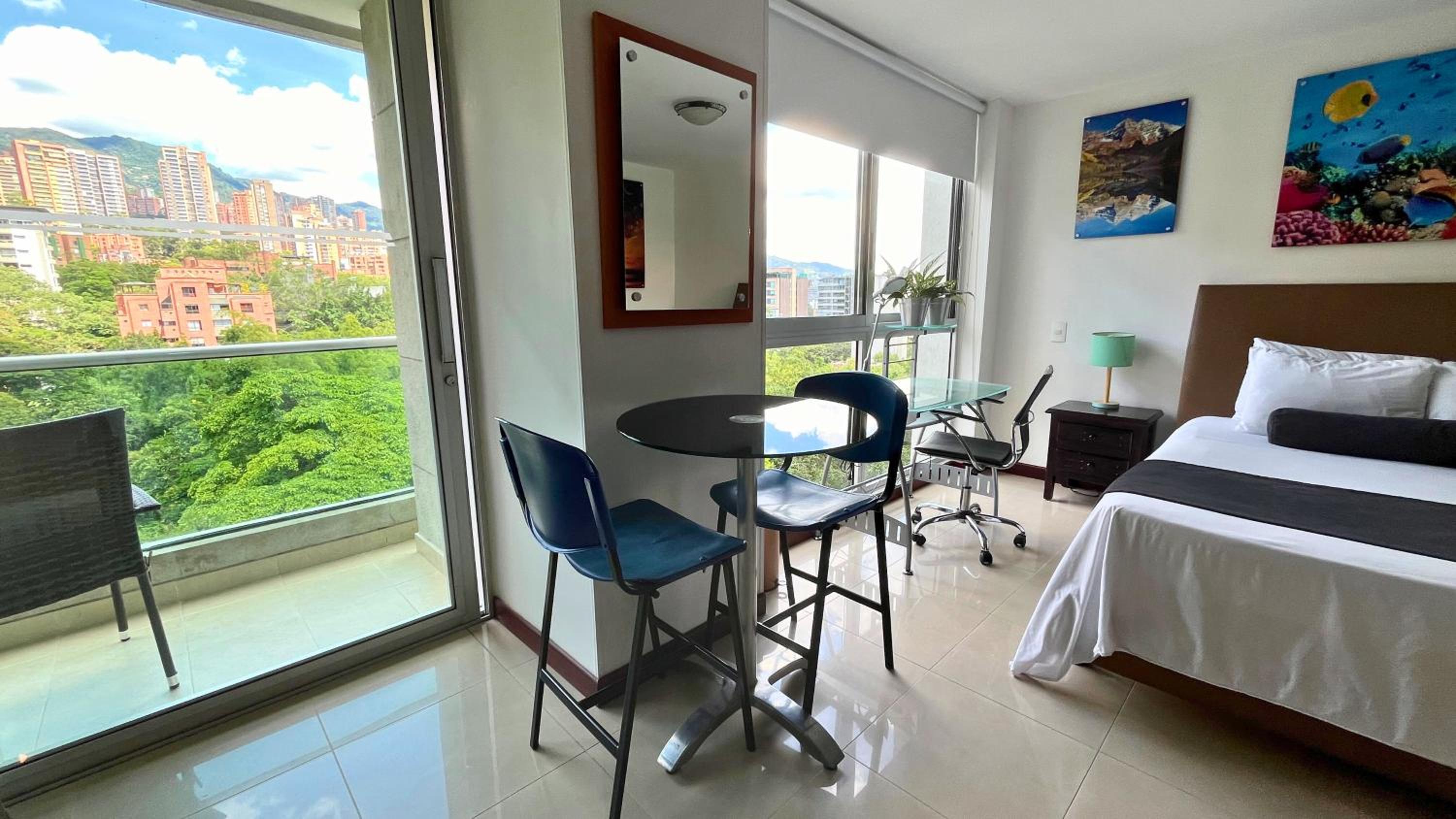 Blux Apartments Medellin