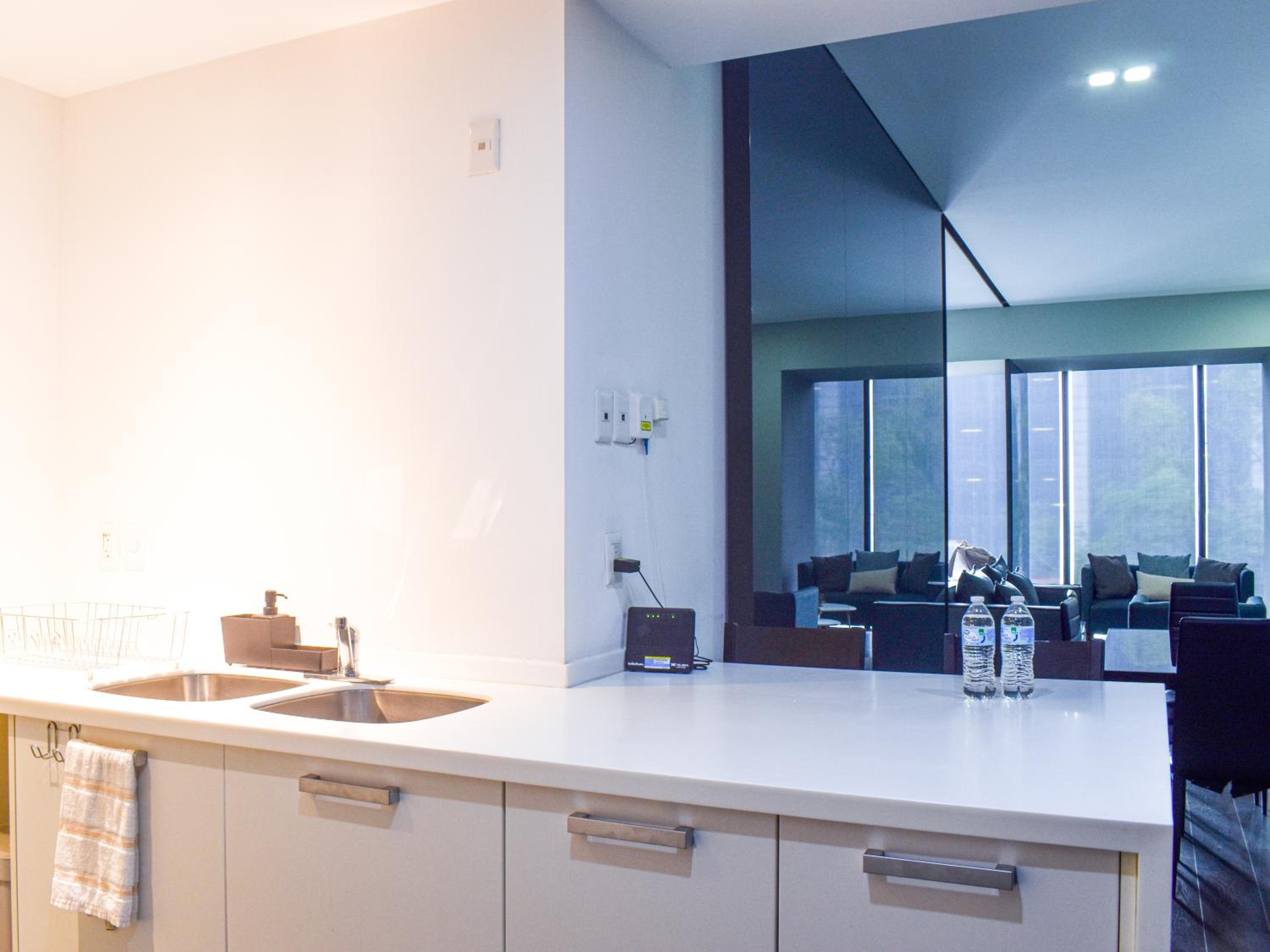 Reforma 284 King Size SUITE Swimming Pool, Parking & Kitchen view 4