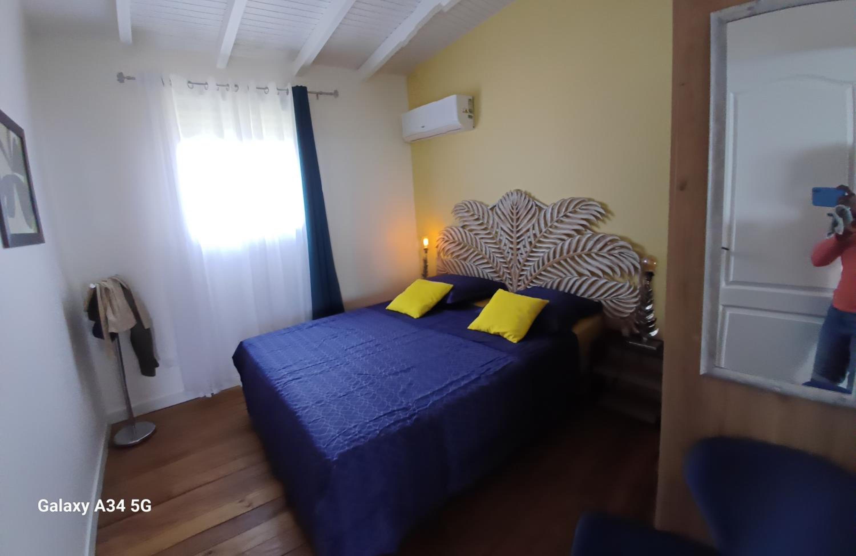 Les Gites Capra bungalow pomme surette view 2