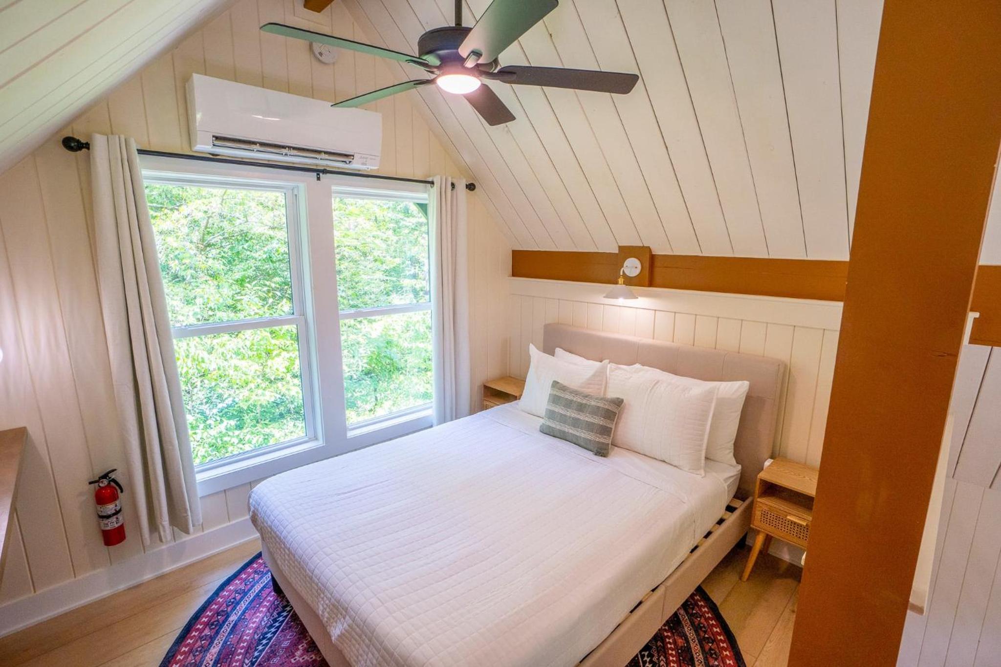 A-Frame Home - Cozy and Modern - Smoky Cottage view 5