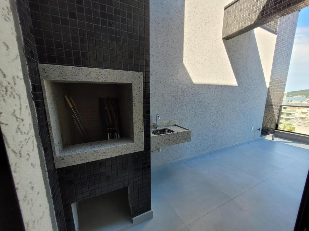 Cobertura duplex alto padrão 200m da praia