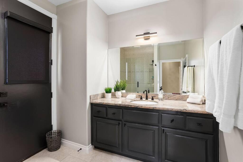 Temecula Vacations - Grenache Estate - Nestled in Temecula Wine Country - Property Image 5