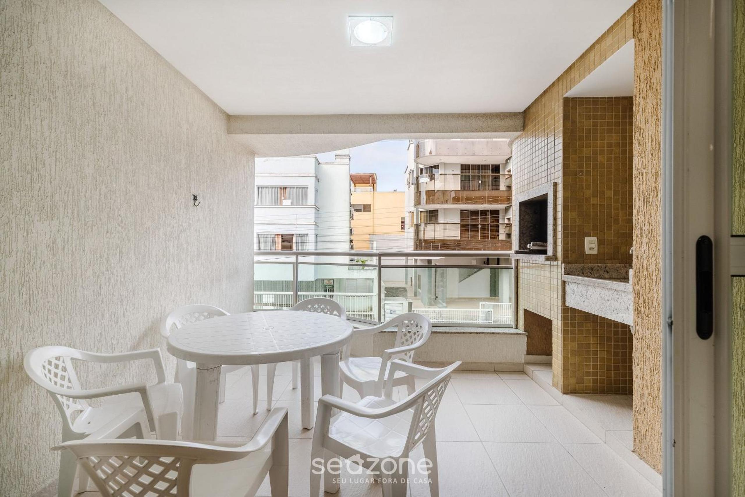 RFO - Apartments just steps from Bombinhas Beach