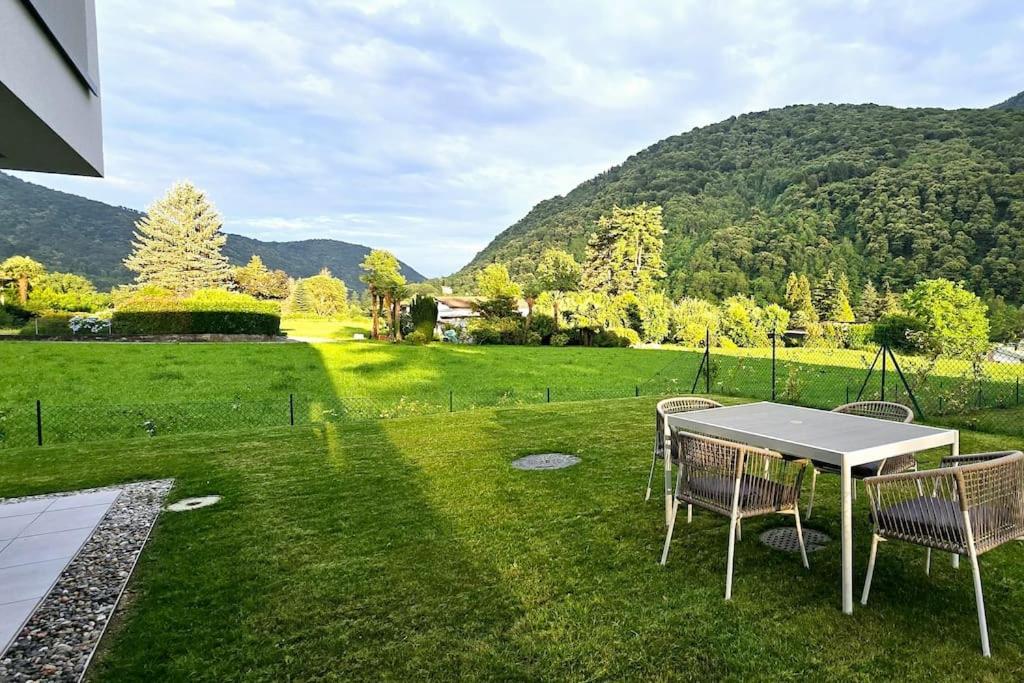 Charming apartment with garden & parking