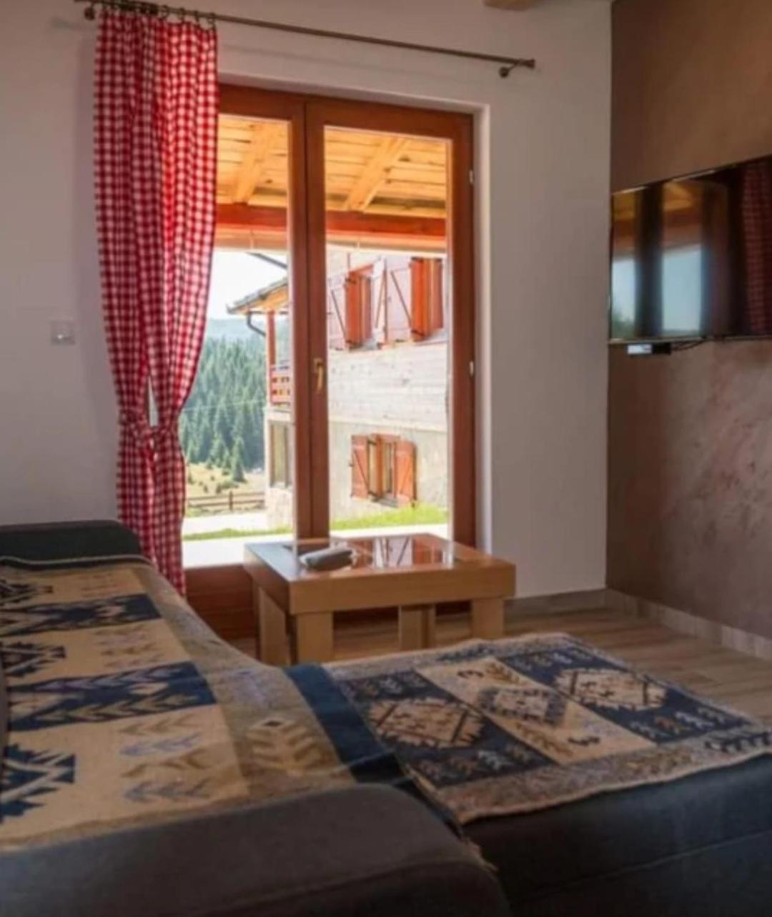 Planinske kuće Anika Tara minimum 2 noćenja view 4