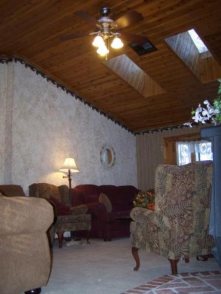 Golden Bear Cottages