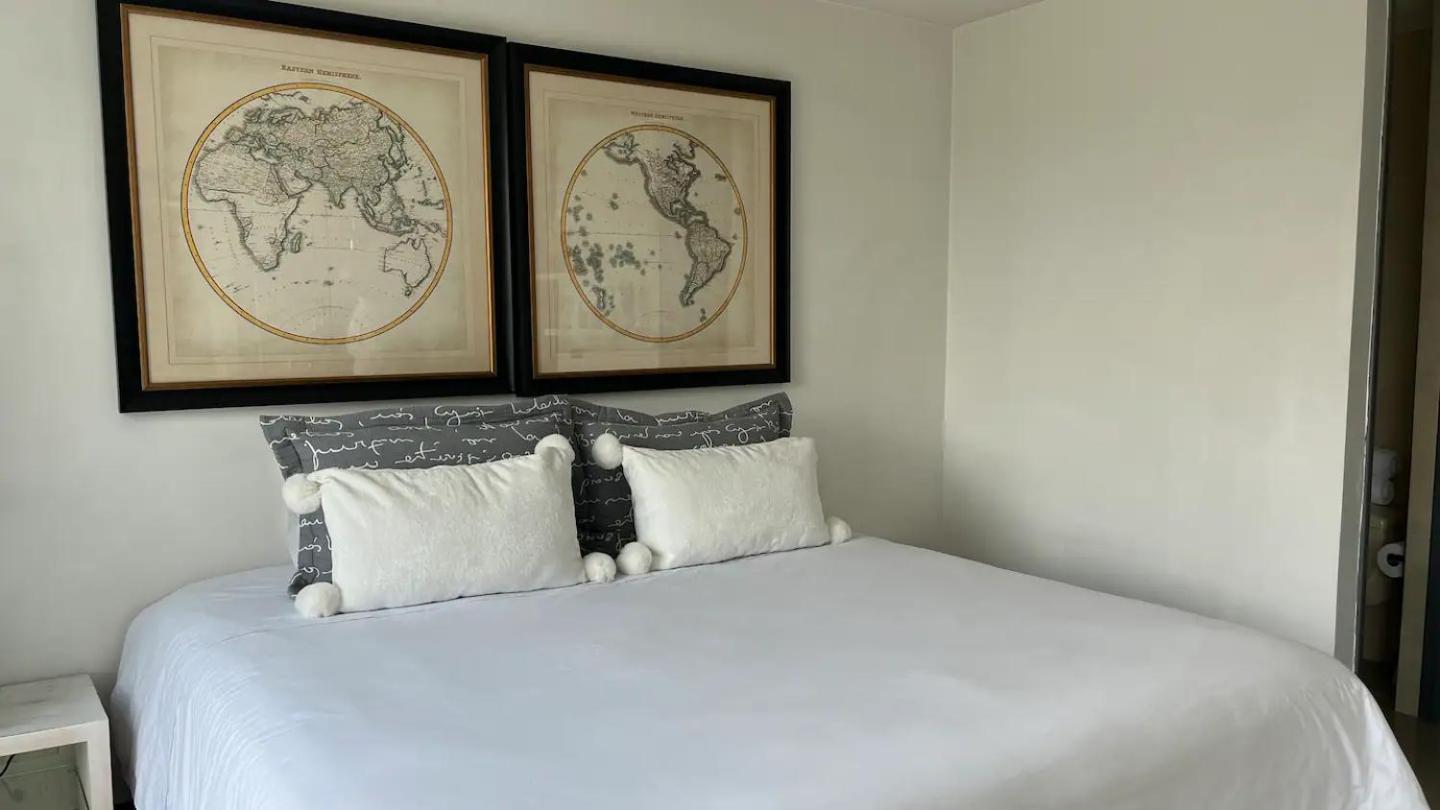 Blux Apartments Medellin
