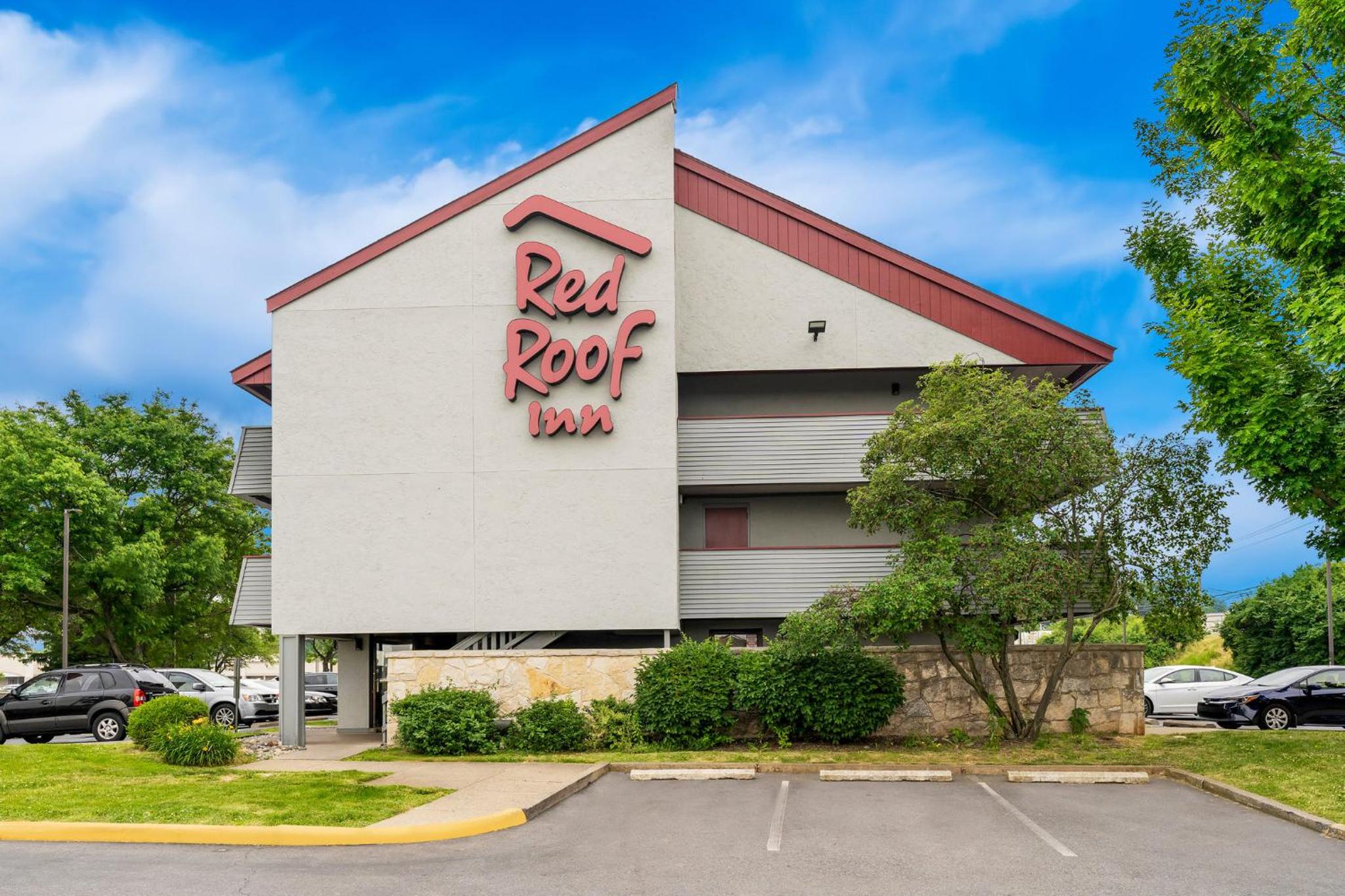 Hotel Red Roof Inn Allentown Airport - Image 1