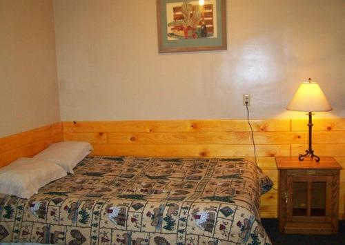 Golden Bear Cottages